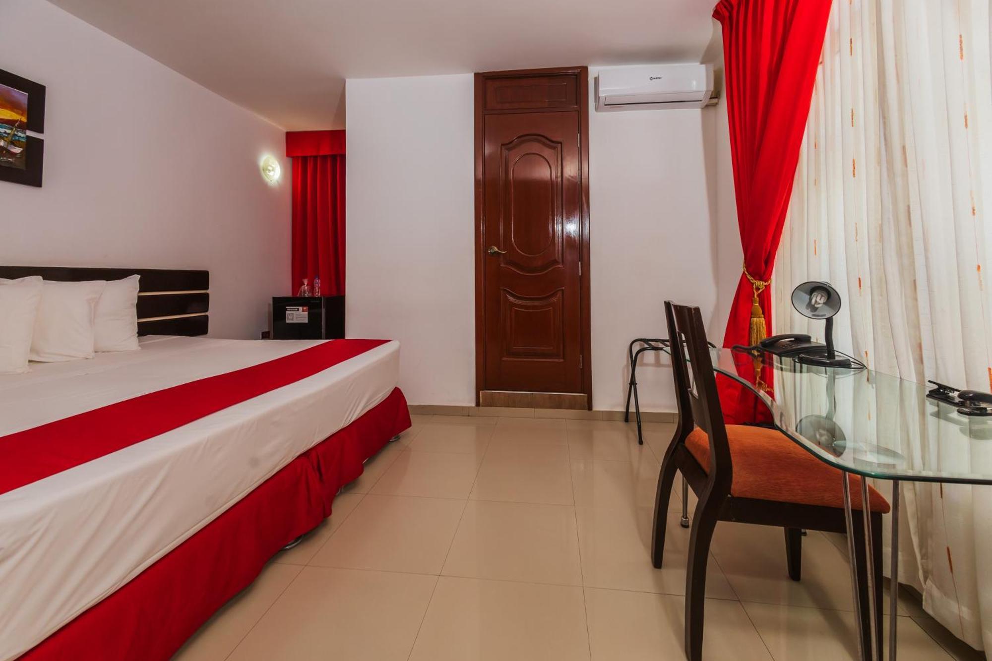 Hotel B´liam Tumbes Esterno foto