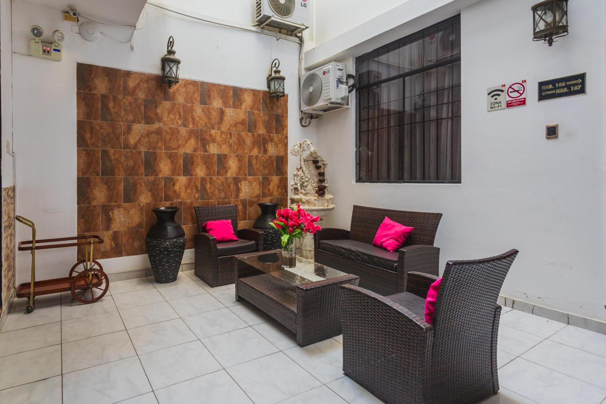 Hotel B´liam Tumbes Esterno foto