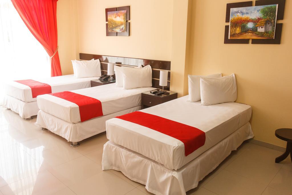 Hotel B´liam Tumbes Esterno foto