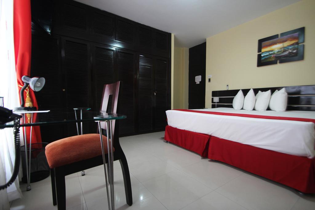 Hotel B´liam Tumbes Esterno foto