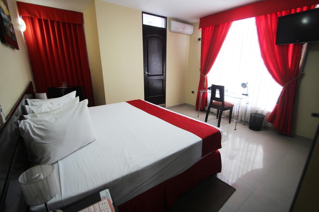 Hotel B´liam Tumbes Esterno foto