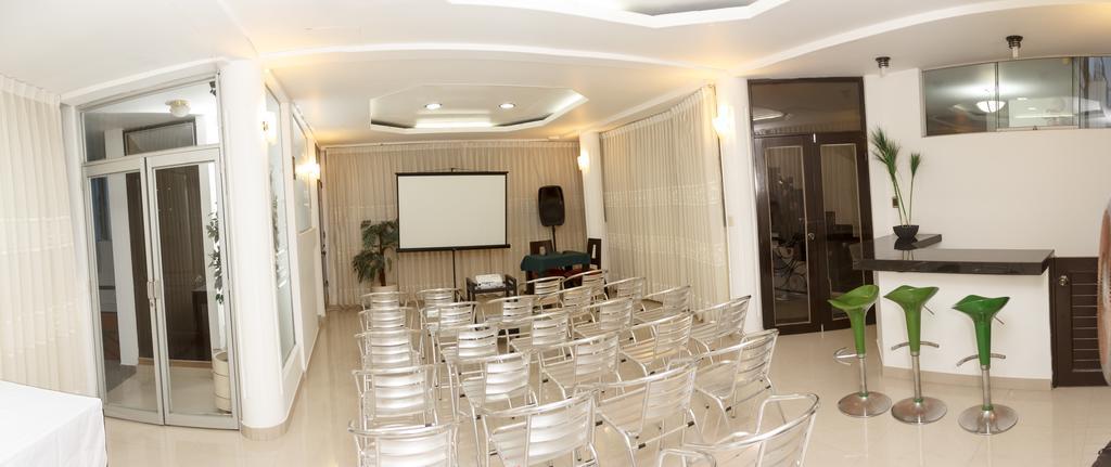 Hotel B´liam Tumbes Esterno foto